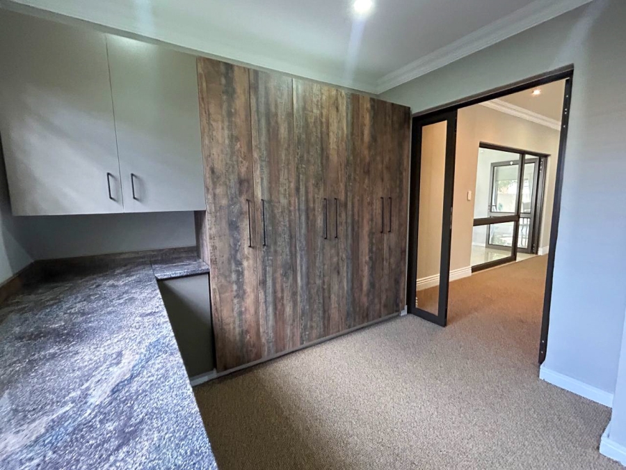 4 Bedroom Property for Sale in Grimbeeck Park North West